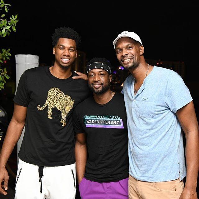 马刺VS骑士：比永博赛季首次先发 搭福克斯+瓦塞尔+尚帕尼+巴恩斯（马刺迎战骑士：比永博赛季首次首发，搭档福克斯、瓦塞尔、尚帕尼、巴恩斯）