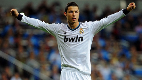 中后卫如何提升头球能力？（中后卫头球能力提升指南）