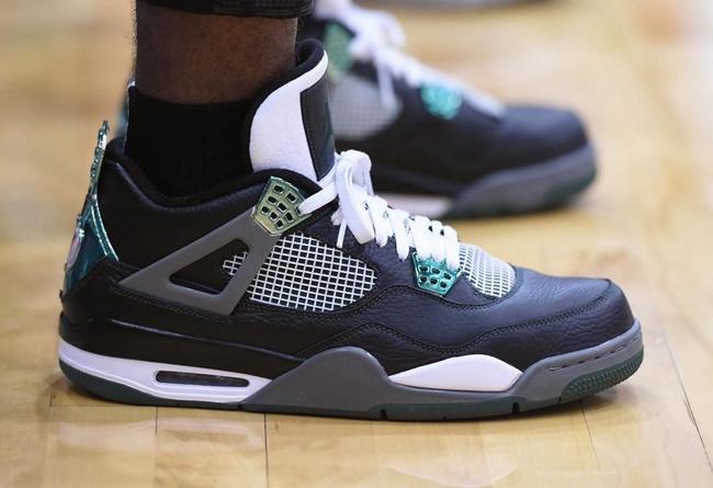 比利亚：西班牙前国脚奎尼是西班牙足球历史上最伟大的射手（比利亚称奎尼为西班牙足坛历史最伟大的射手）