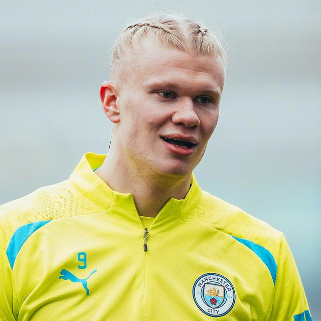 唐斯谈迈克-布朗：我们还在适应他的体系 他的执教能力出色（唐斯：我们仍在适应迈克-布朗的体系，他的执教能力十分优秀）