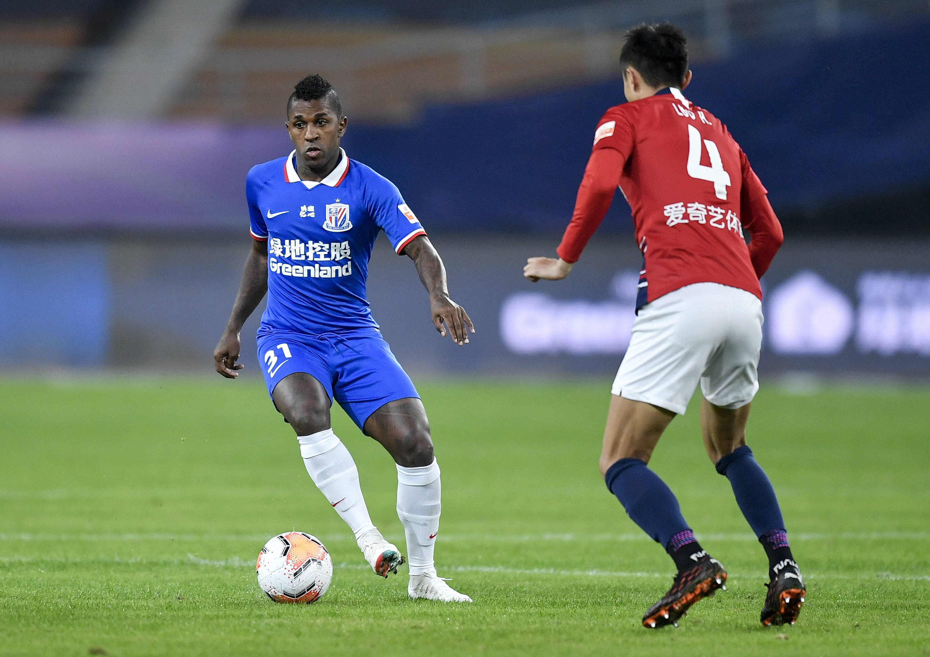 纽卡2-0毕尔巴鄂，戈登伤退，丹-伯恩破门，乔林顿锁定胜局（纽卡2-0力克毕尔巴鄂：戈登伤退，丹·伯恩建功，乔林顿锁定胜局）