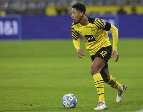 官方：邓弗里斯退出本期国家队集训，将直接返回俱乐部（官方消息：邓弗里斯退出本期国家队集训，直接返回俱乐部）