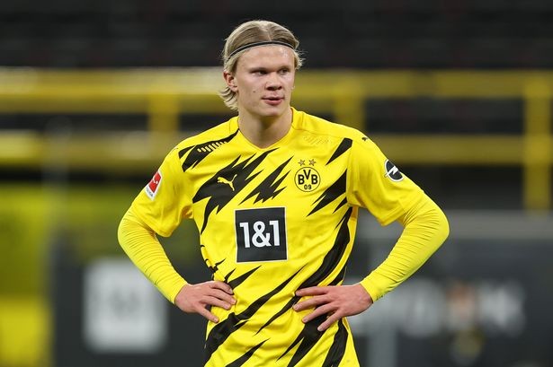 杜兰特关键中投，全场掌声雷动（杜兰特关键中投引爆全场掌声）