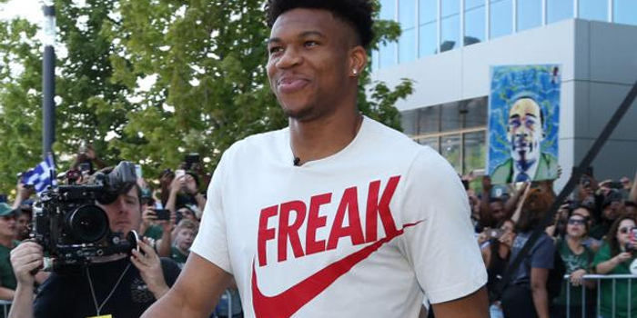 莫雷诺：今天我们看似掌控了局面，其实马竞是在等着机会打反击（莫雷诺：我们看似掌控比赛，马竞实则在伺机反击）