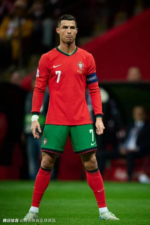 加图索：主场被灌4球我必须承担责任；意大利不能再一碰就倒（加图索：主场失四球责任在我；意大利不能再轻碰即倒）