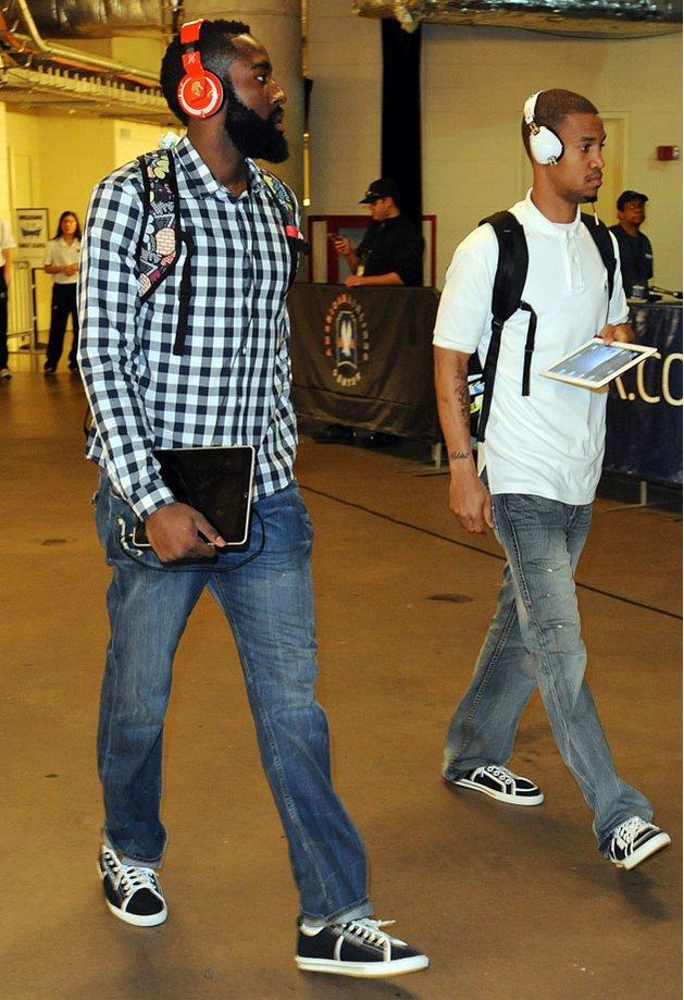 韩K联战报：朱基奇双响、尤里建功，济州SK主场1-2安养（K联赛战报：朱基奇梅开二度、尤里破门，济州SK主场1比2不敌安养）