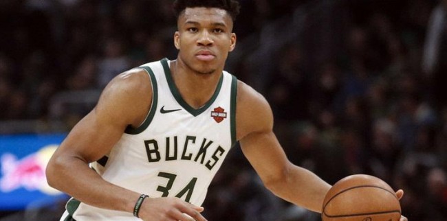 中英青训交流会嘉宾：绝杀韩国转型后卫；枪手铁闸曾获世界杯（中英青训交流会嘉宾：绝杀韩国后转型后卫，阿森纳铁闸曾夺世界杯）