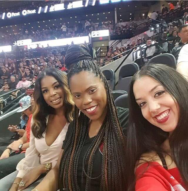 中国男子冰壶队米兰冬奥会资格赛5-2战胜菲律宾，豪取三连胜（米兰冬奥资格赛：中国男冰壶队5比2击败菲律宾，豪取三连胜）