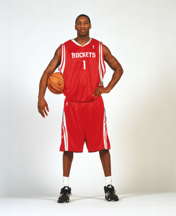 西媒：加西亚被阿拉维斯球员肘击后出现头晕，因此半场被换下（西媒称加西亚遭阿拉维斯球员肘击后感到眩晕，半场即被换下）