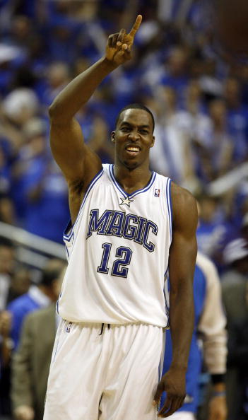 凯恩谈阿森纳：和巴黎是不同的球队，在防守上更强一些（凯恩评阿森纳：与巴黎风格不同，防守更胜一筹）